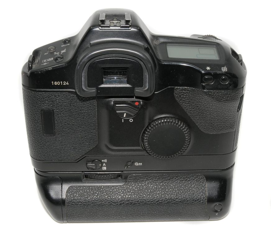 Canon Appareil photo: Canon EOS-1N Body für Bastler – Défectueux à Bern par Olynon 5
