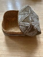 Dekorative Schmuckschatulle / Dose mit Perlenmuster