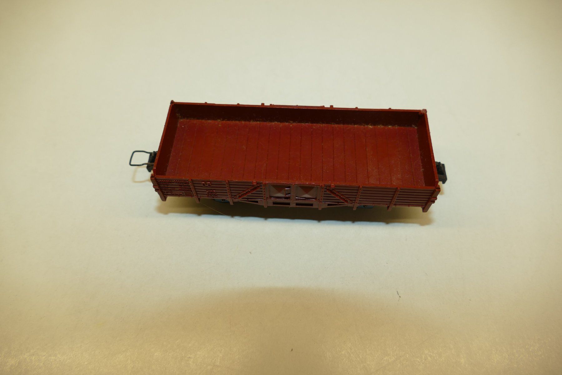 Trix Modellini di ferrovie: Trix Express H0: Niederbordwagen – Usato da Niederhasli venduto da rail-duerst 2