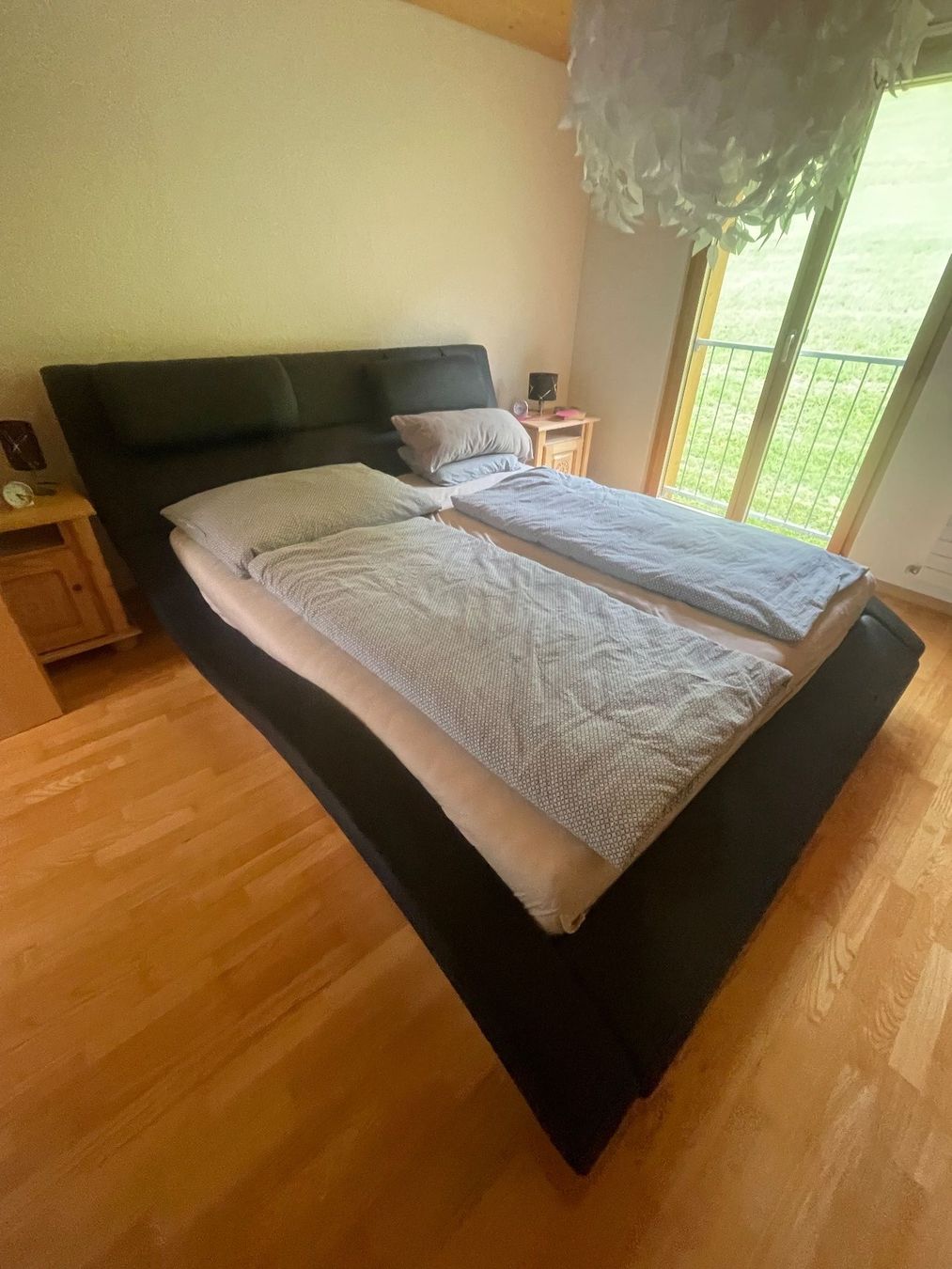 Letti: Schönes Doppelbett zu verkaufen – Usato da Gähwil venduto da Henne33 2