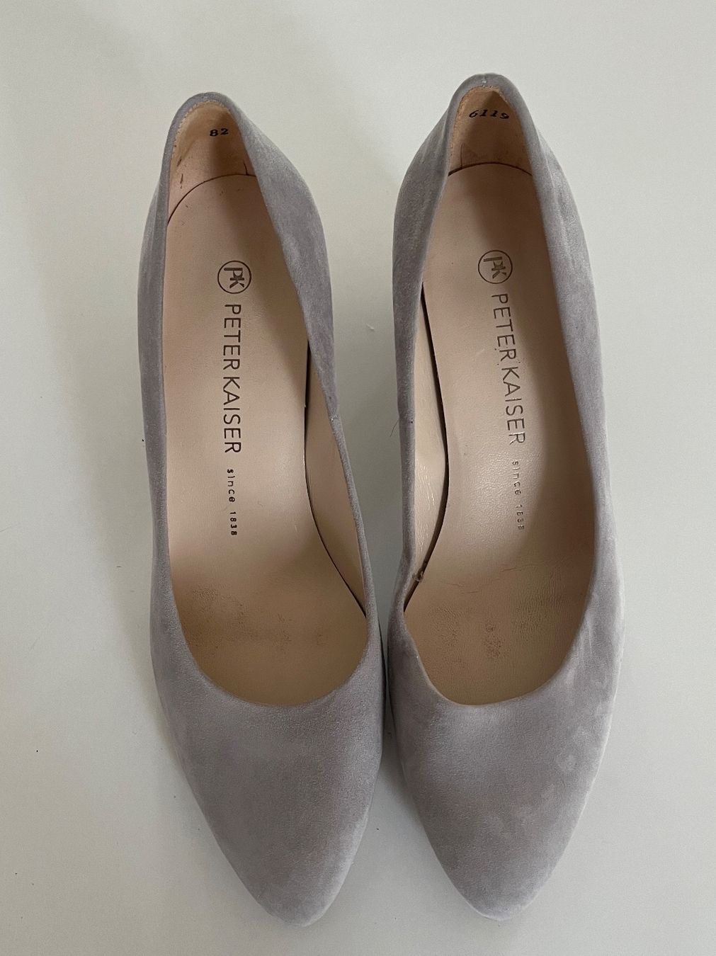 Kaiser Scarpe da donna: Peter Kaiser Pumps Gr. 38 Absatz 6cm Wildleder – Usato da Salenstein venduto da kar_qx2p