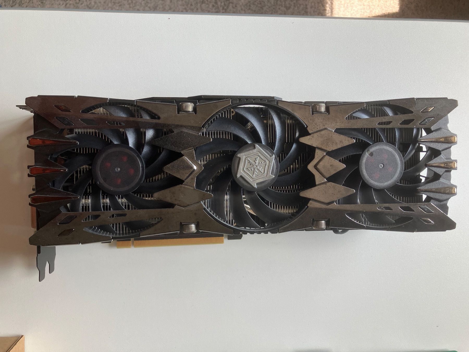 Grafikkarten: Grafikkarte Nvidia – Defekt aus Bichwil von Bac2