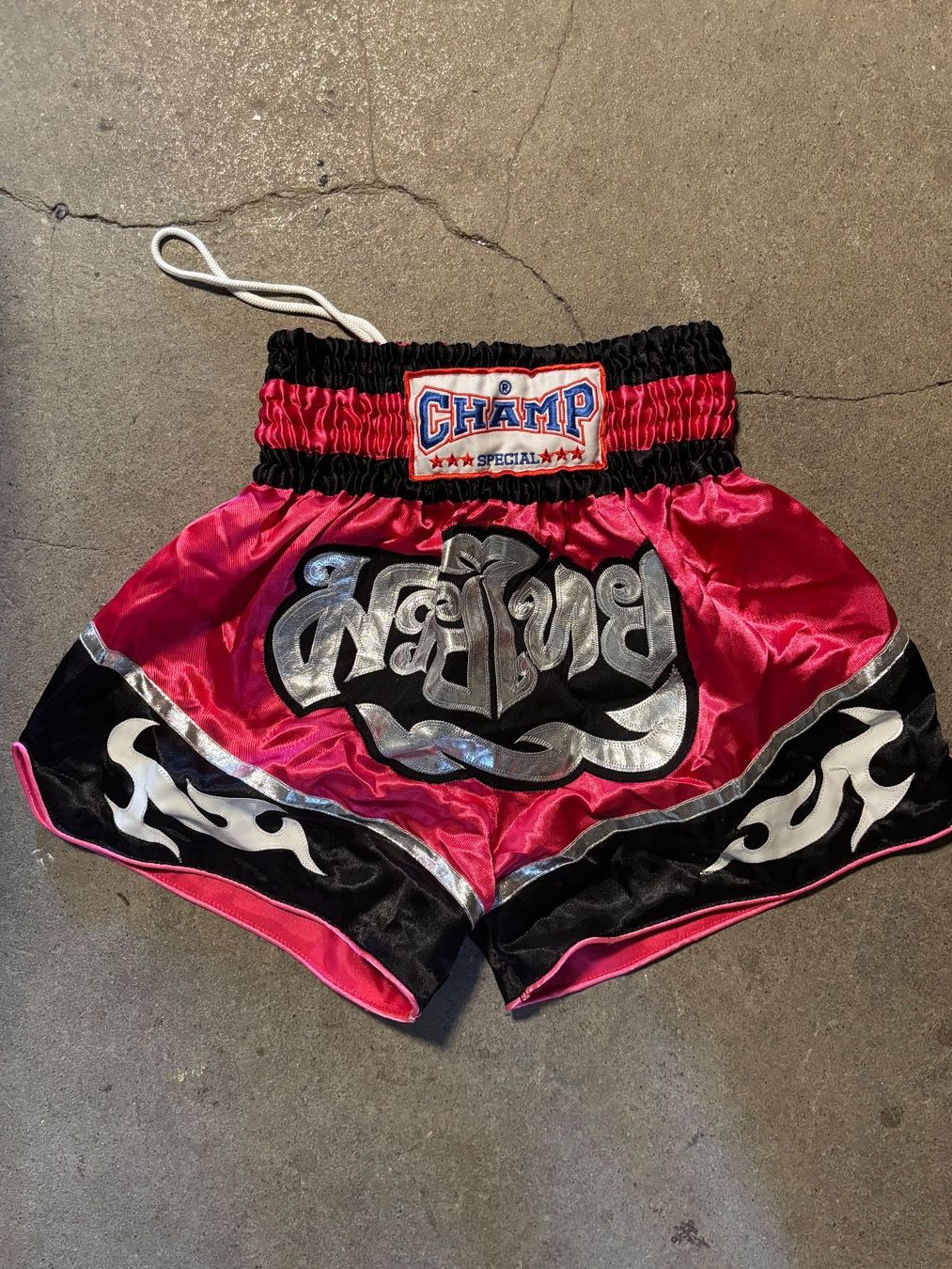 Pantaloni: Thaiboxing Hose Grösse M – Usato da Bern venduto da unuki
