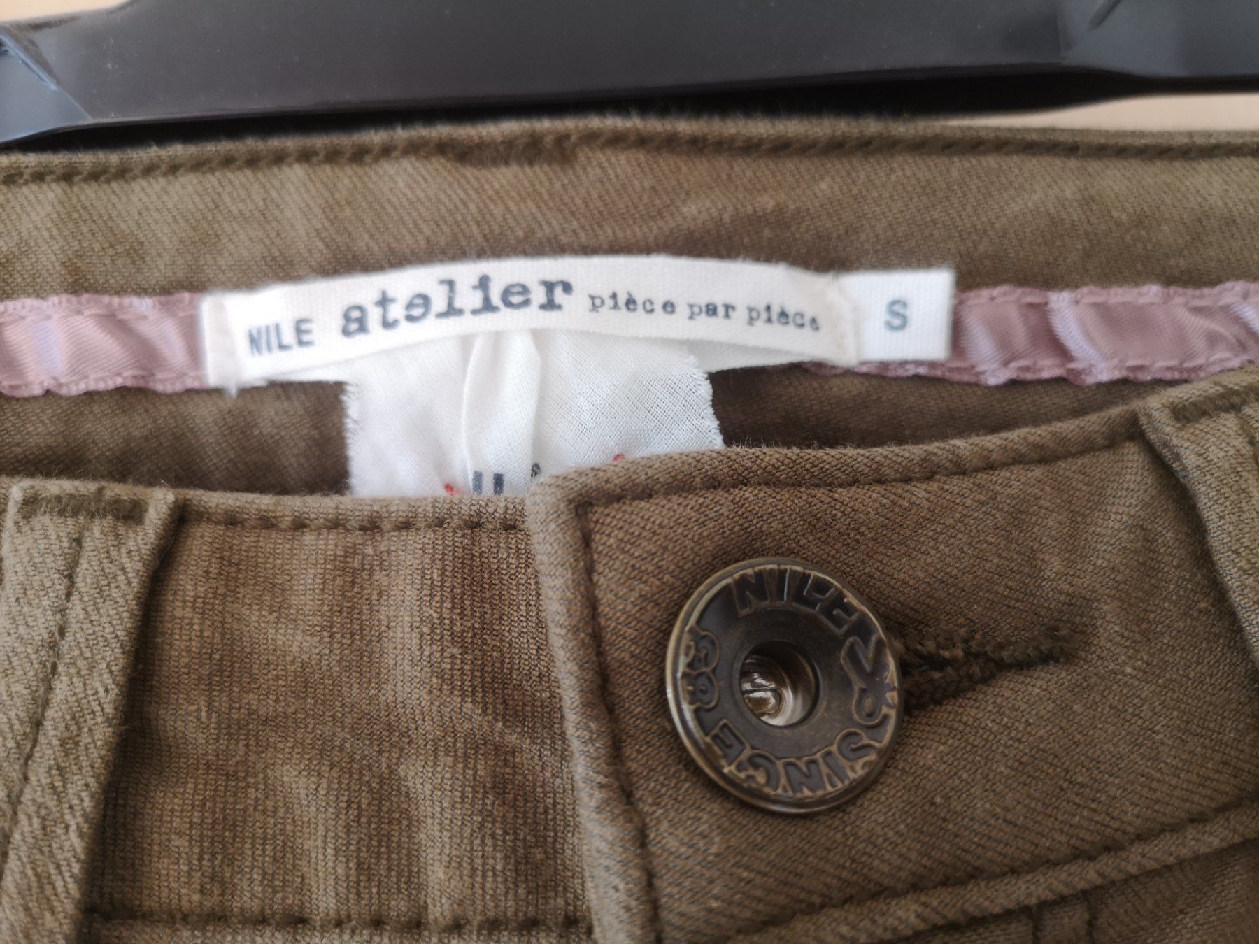 Nile Pantaloni: Nile Atelier Hose, Gr. S – Nuovo e nell'imballaggio originale da Suberg venduto da Dinorez 2