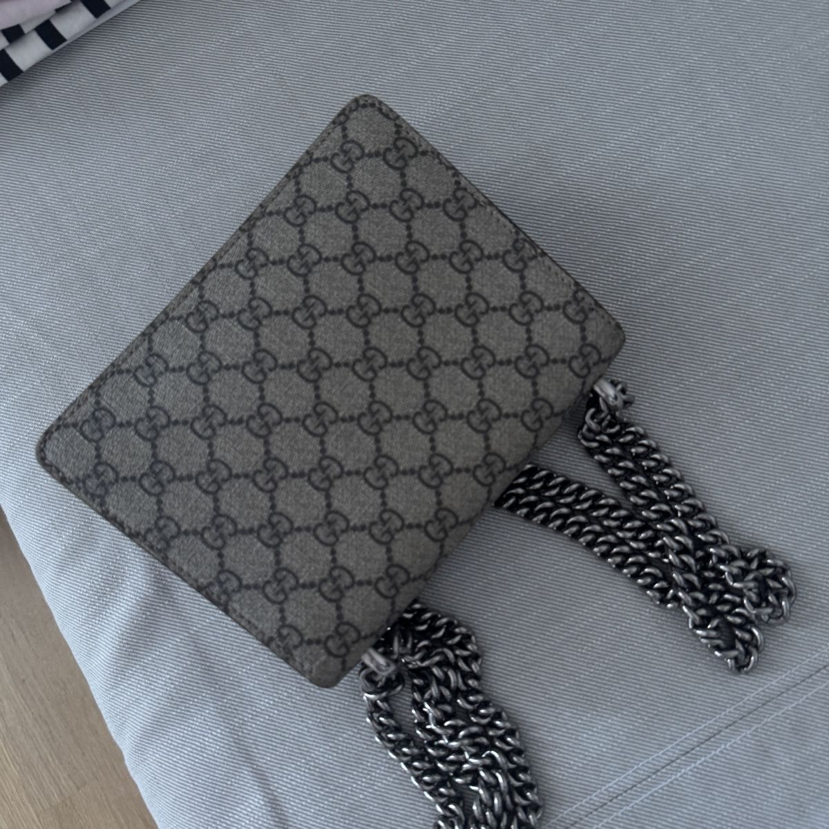 Gucci Sacs femmes: Dionysus Gucci Supreme Mini Bag – D'occasion à Fribourg par ksu_65bh 2