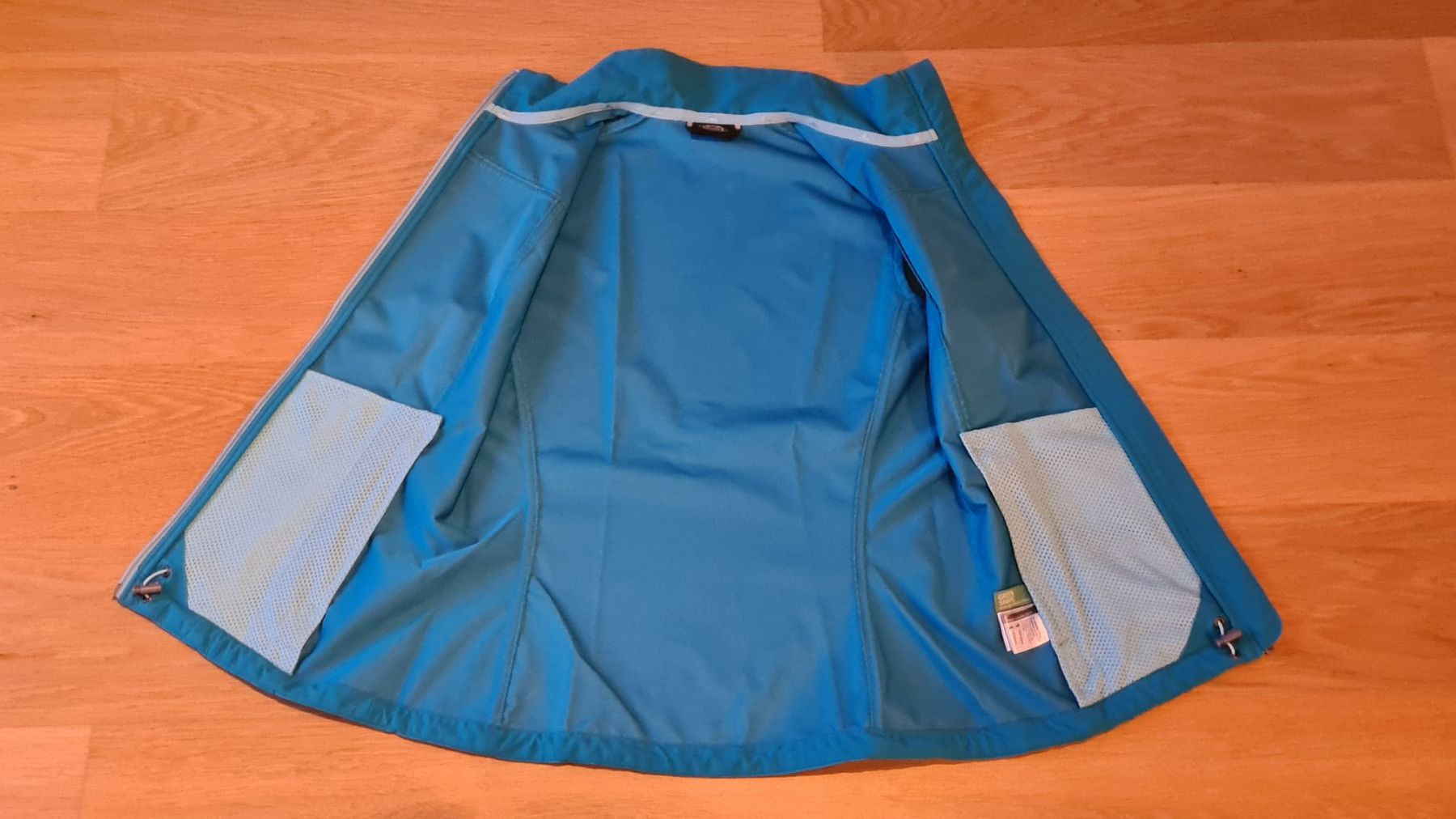 Vaude Giacche: Vaude Outdoor Softshell Weste/ Damen Grösse 34 – Usato da Winterthur venduto da stufaphi 5