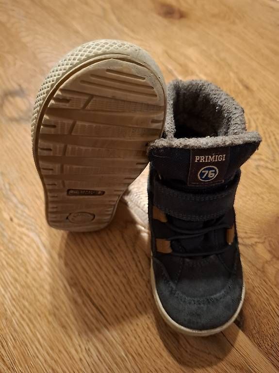Chaussures garçon: Primigi Winterschuh gr. 25 – D'occasion à Meiringen par Soe_hx6m 1