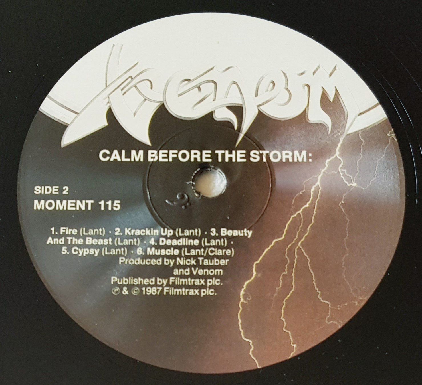 Dischi in vinile: Venom – Calm Before The Storm - 1987 - First Press – Usato da Uster venduto da Zardodel 5