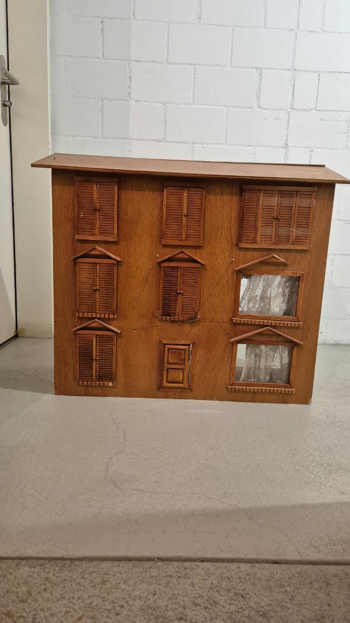 Maisons & Meubles de poupées: antikes  Puppenhaus – D'occasion à Schaffhausen par peggi77755 1