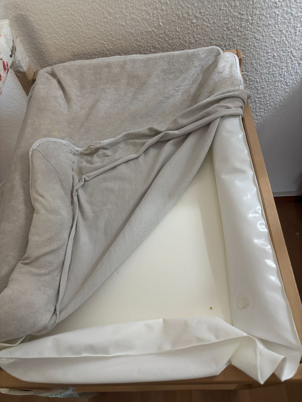 Ikea Tables à langer & accessoires: Ikea Sniglar Wickeltisch – D'occasion à Basel par iam_kf6k 3