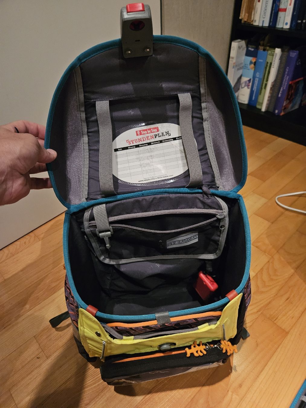 Borse & Zaini: Schultasche-Set "Touch2-Fire Drogan"4-tlg – Usato da Dietlikon venduto da metzgi82 7