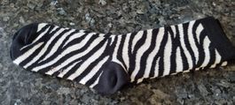 Socken Zebra Muster schwarz weiss Grösse 39-42 neu