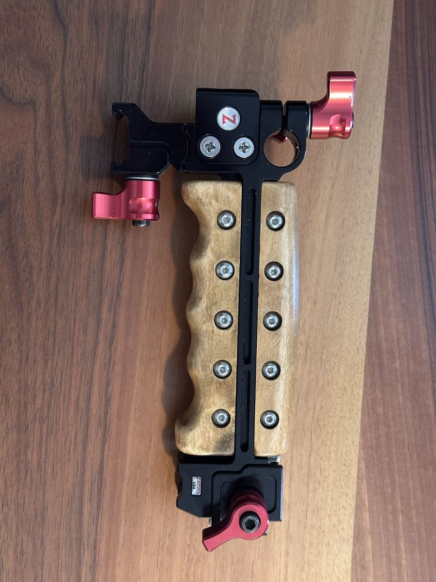 Appareil photo: Zacuto Griff top handle  – D'occasion à Rovio par maxmac 2