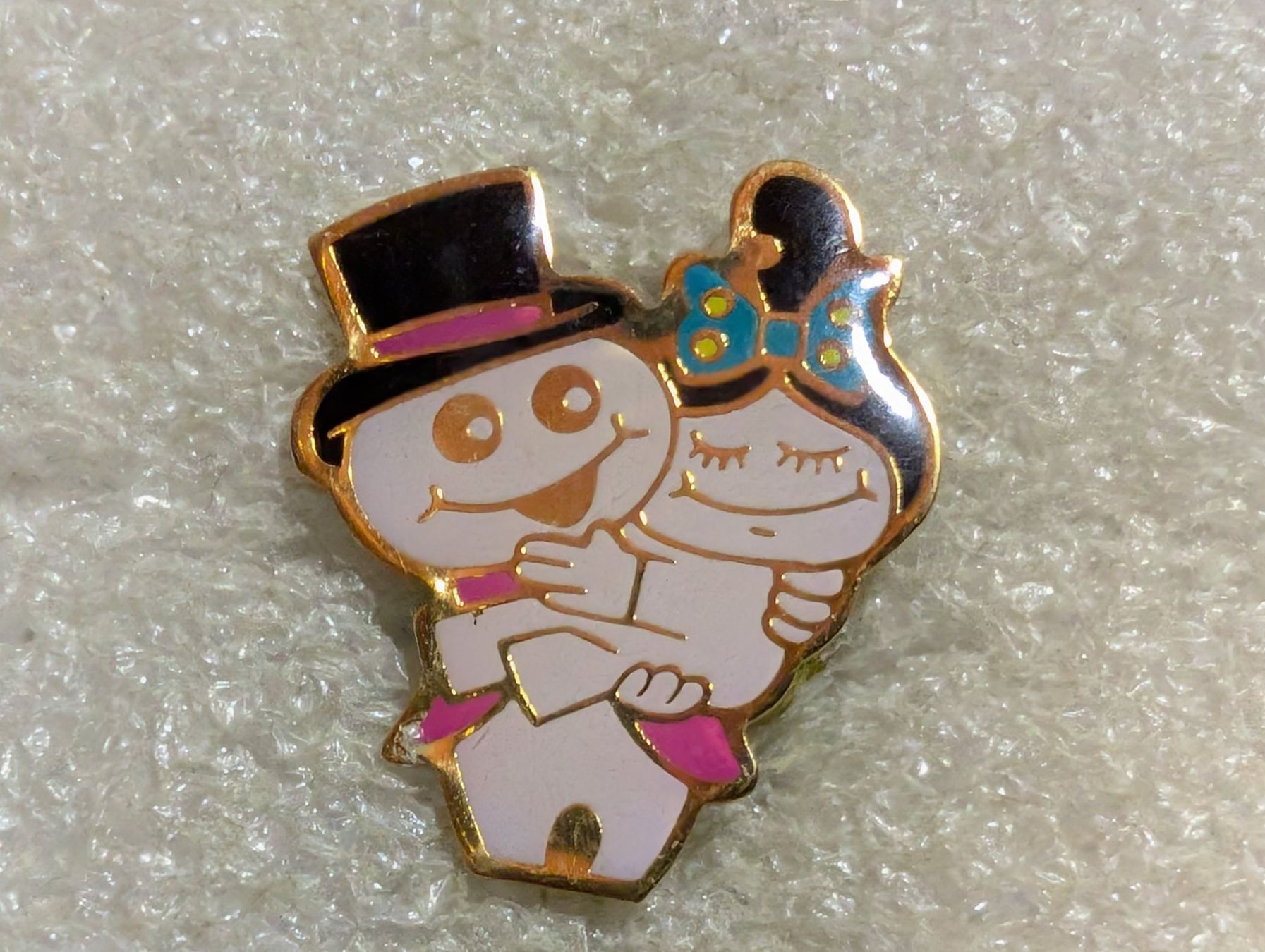 Placchette & Badge: Ansteckpin 3: Maga Bio – Usato da Oppligen venduto da Pin-Fall-Shop