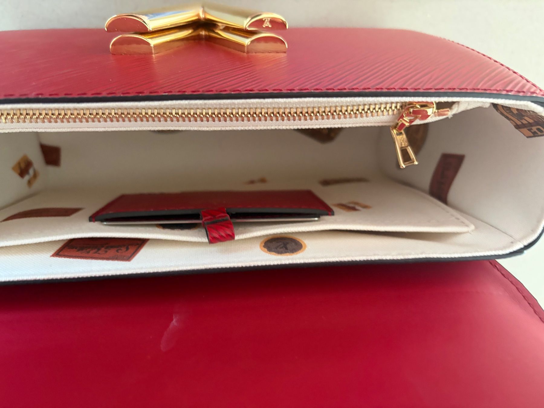 Louis Vuitton Taschen für Damen: Louis Vuitton Tasche „TWIST“ – Gebraucht aus Seon von xanae 5