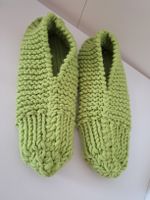 Handmade Hausschuhe Finkli grün Gr. 39/40/41 kuschelig warm