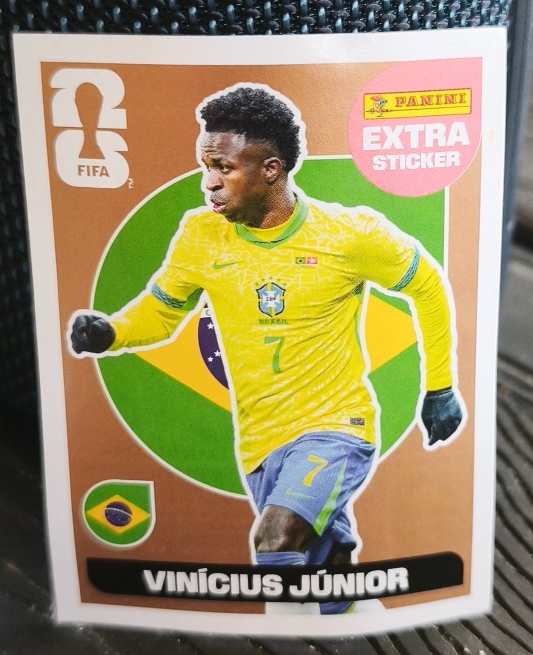 Panini Carte collezionabili: Panini Vinicius Junior extra gold – Nuovo (secondo la descrizione) da Mervelier venduto da ZORHA