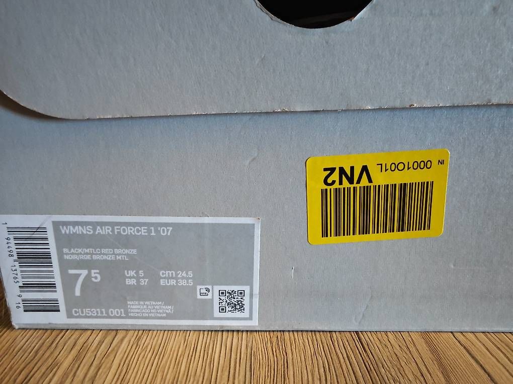 Chaussures hommes: WMNS Air Force 1 07 de 2020 limited edition taille 38.5 – Neuf avec emballage d'origine à Neuchâtel par caromaon 2