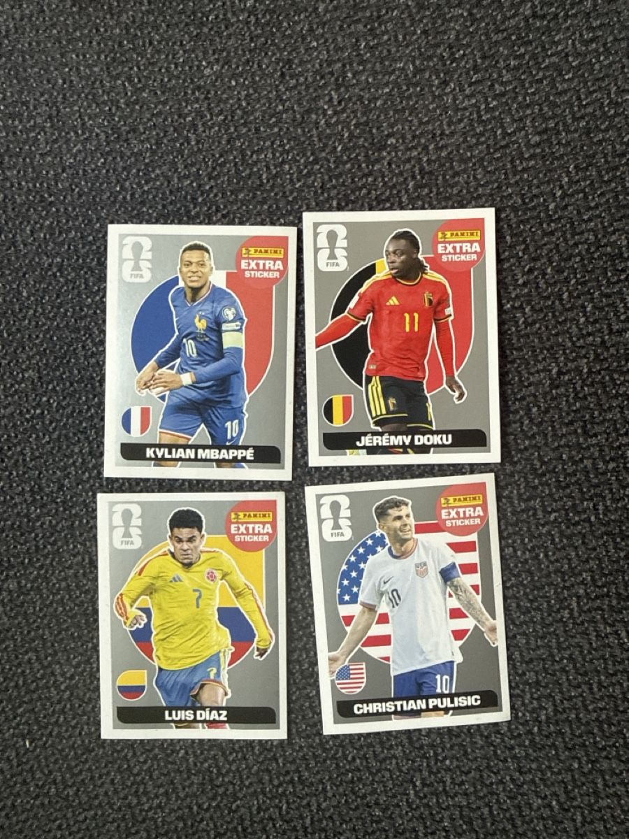 Panini Cartes à collectionner: 4 Silber Extra Sticker – Neuf avec emballage d'origine à Maienfeld par and_g6ts