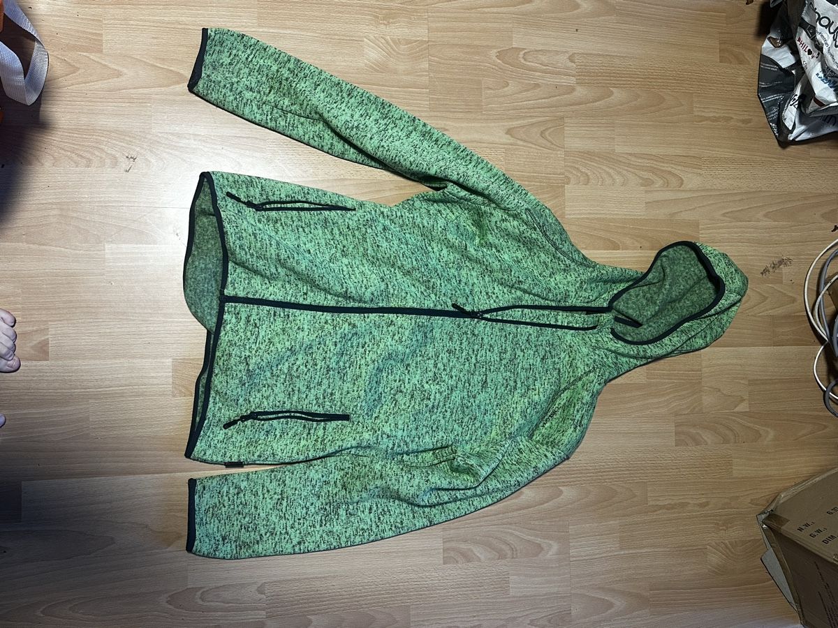 Giacche: Veste polaire jaquette , taille 56 – Usato da Lausanne venduto da sam_hp5y