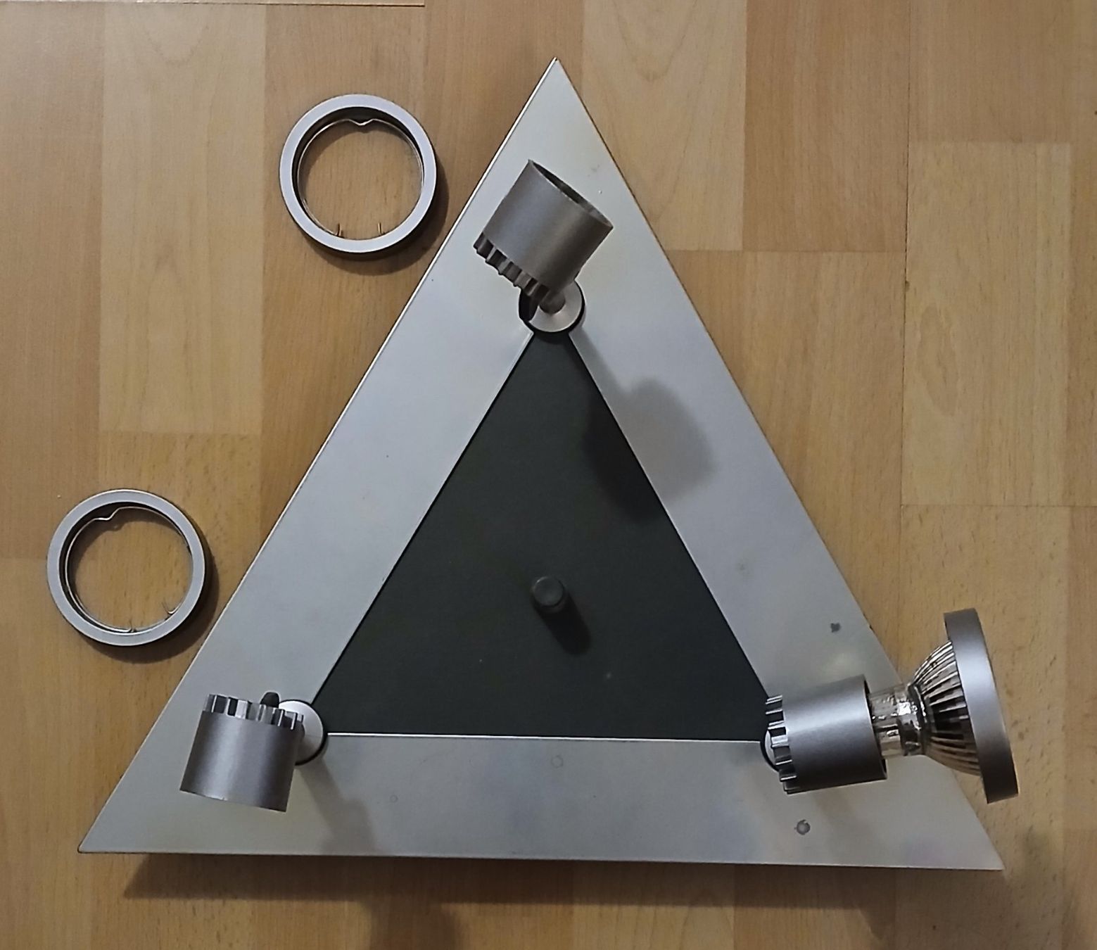 Lustres & lampes de plafonds: LED Spot - Deckenleuchte – D'occasion à Ueberstorf par tibolini