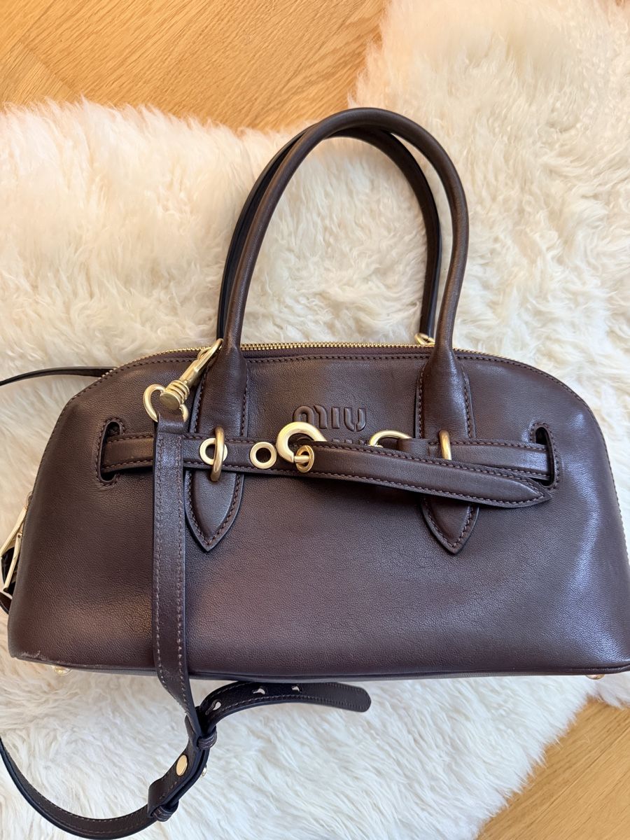 Miu Miu Borse da donna: Sac miu miu l’aventure  – Usato da Lausanne venduto da Meganelausanne 1