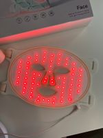 Omnilux Red Light Therapy Mask, Neu Preis 350 CHF