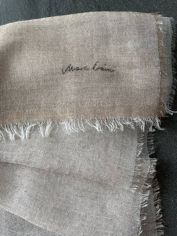 Foulards, Tücher & Schals: Marc Cain Feiner Schal – Neu und originalverpackt aus Meisterschwanden von xX3000Xx 2