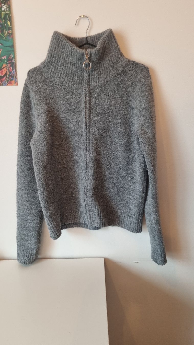 Maglioni & Felpe: Topshop Grey Knit Zip-up Sweater – Usato da Luzern venduto da tar_nw6s