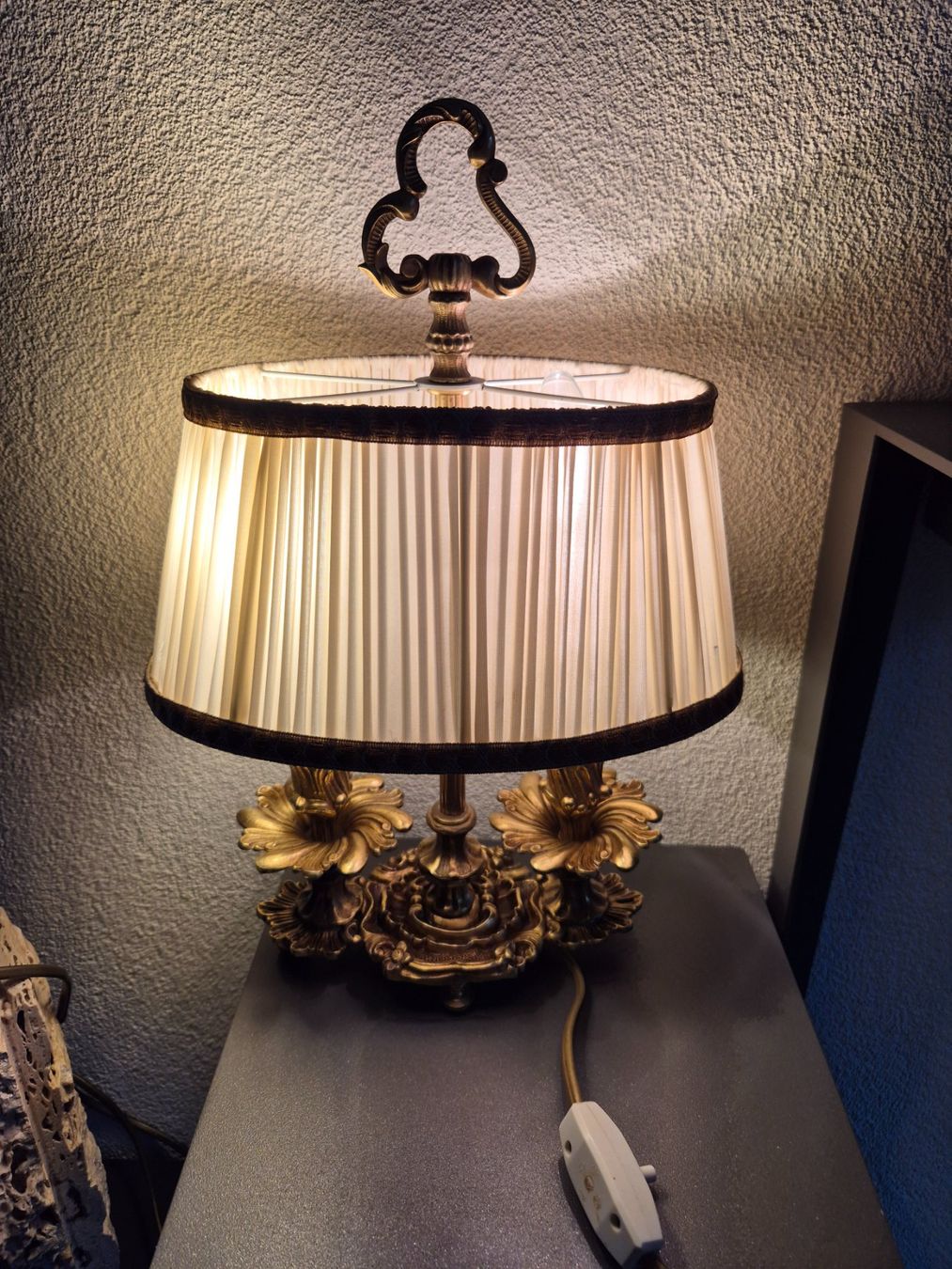 Lampade: 2 lampes bouillotte de table anciennes – Usato da Fully venduto da tameab 5