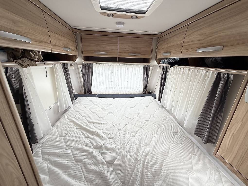 Véhicules de camping: ERIBA 470  – D'occasion à Schaffhausen par mic_2kx6 4
