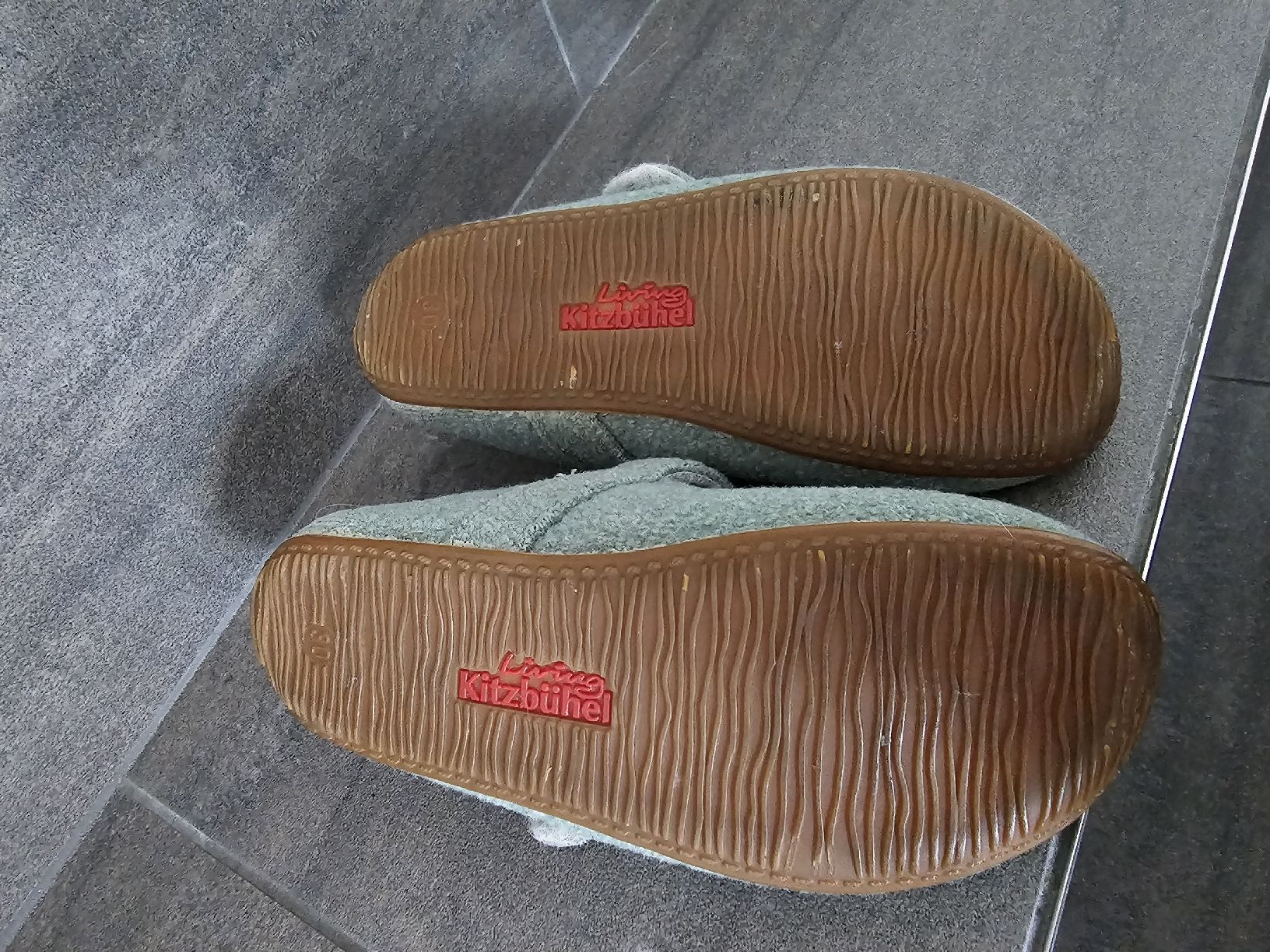 Scarpe per ragazzi: Finken von Living Kitzbühel – Usato da Buch am Irchel venduto da Potzblitz2 2