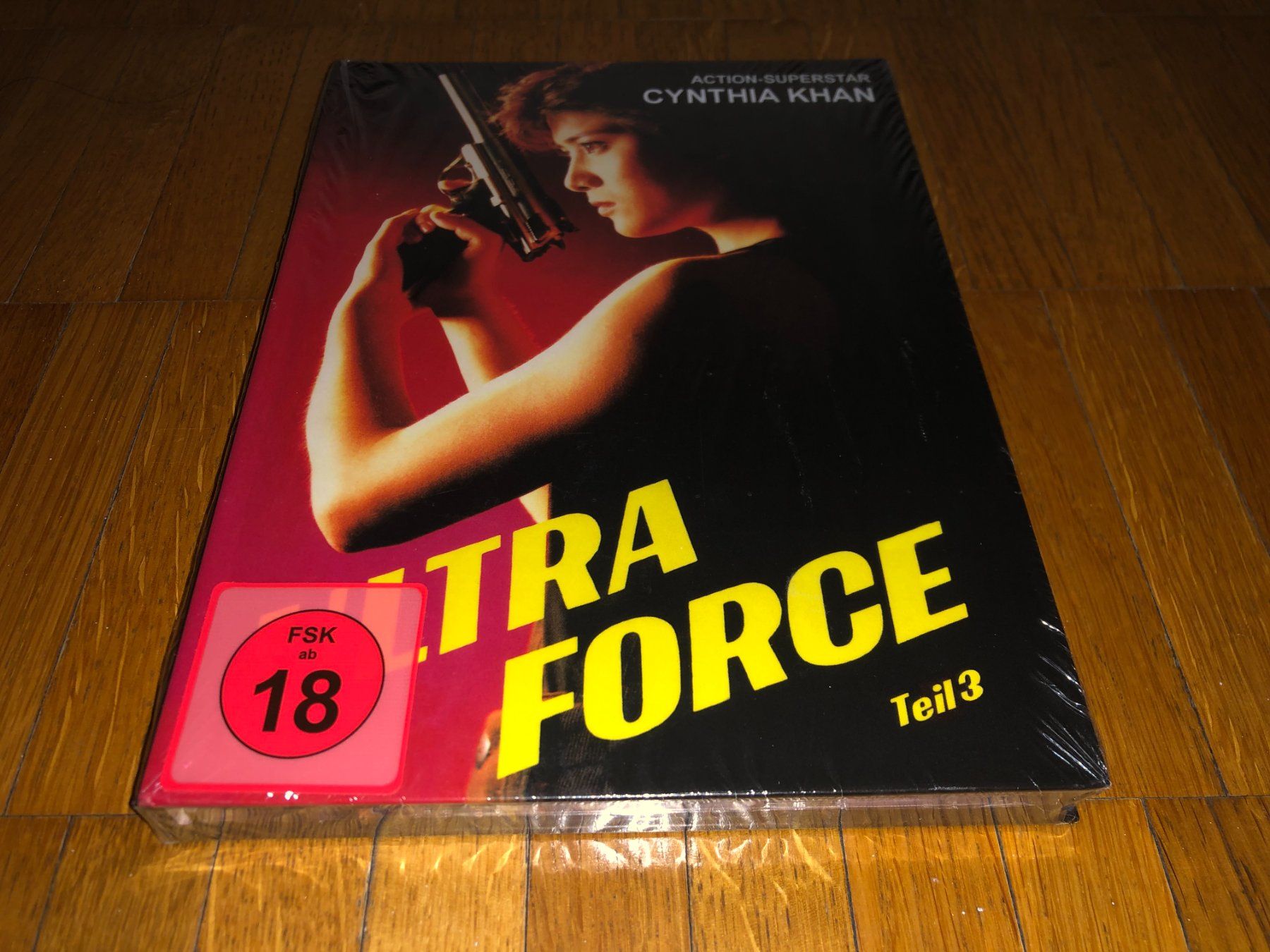 Tutti i DVDs: Ultra Force 3 - MEDIABOOK - B - UNCUT – Nuovo e nell'imballaggio originale da Basel venduto da havsok