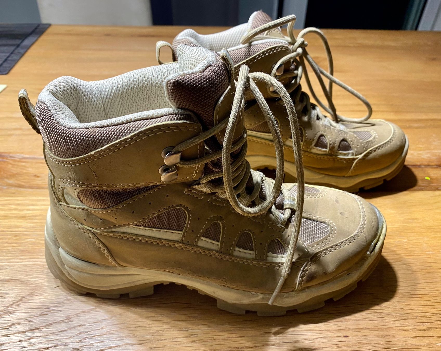 Scarpe da donna: Winterschuhe Grösse 36 – Usato da Fehraltorf venduto da Marlene4 2