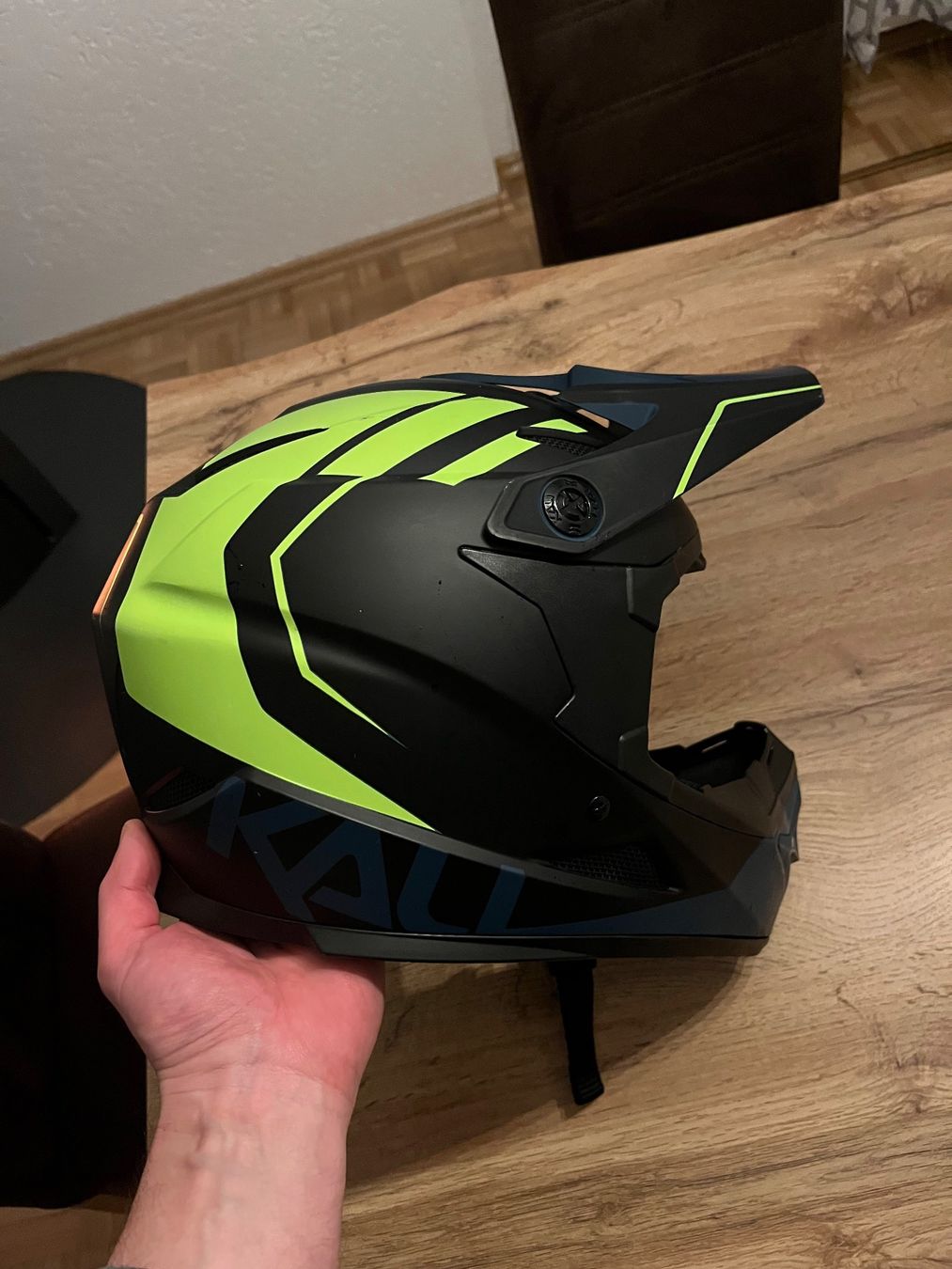 Caschi & visiere: Downhill helm cross gross M/L – Usato da Lenzburg venduto da r_mendes 5