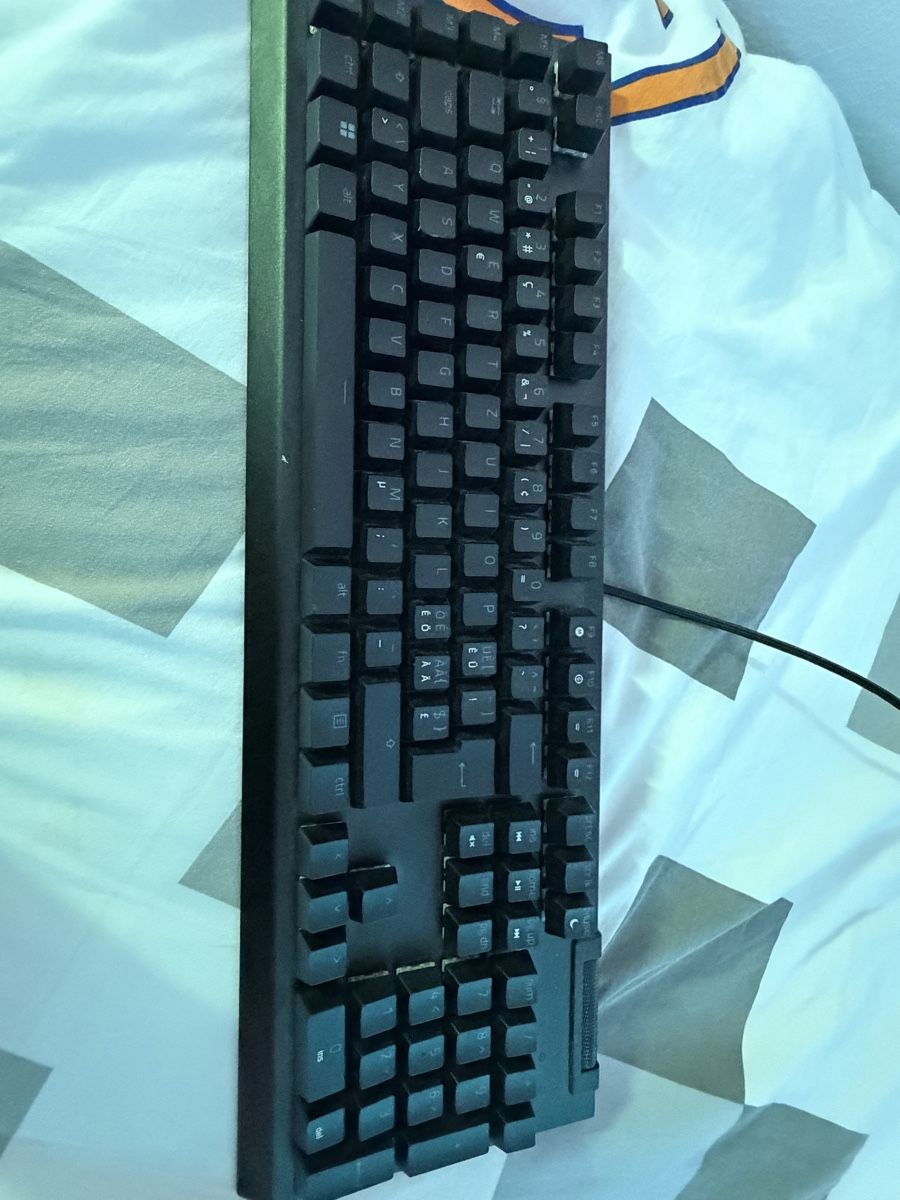 Razer Claviers: Mouse Razer + Tastiera Razer  – D'occasion à Bioggio par Alexx2003 1