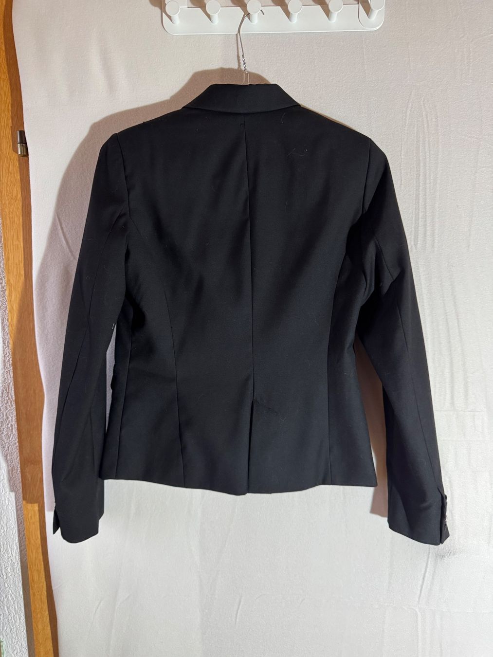Mango Giacche: Blazer von Mango, schwarz, Gr. 38 – Usato da Grosswangen venduto da second_hand_dress 3