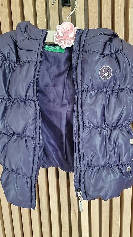 Benetton Giacche & Cappotti: Benetton Daunenjacke Grösse 82/80 – Usato da Seftigen venduto da G00 1