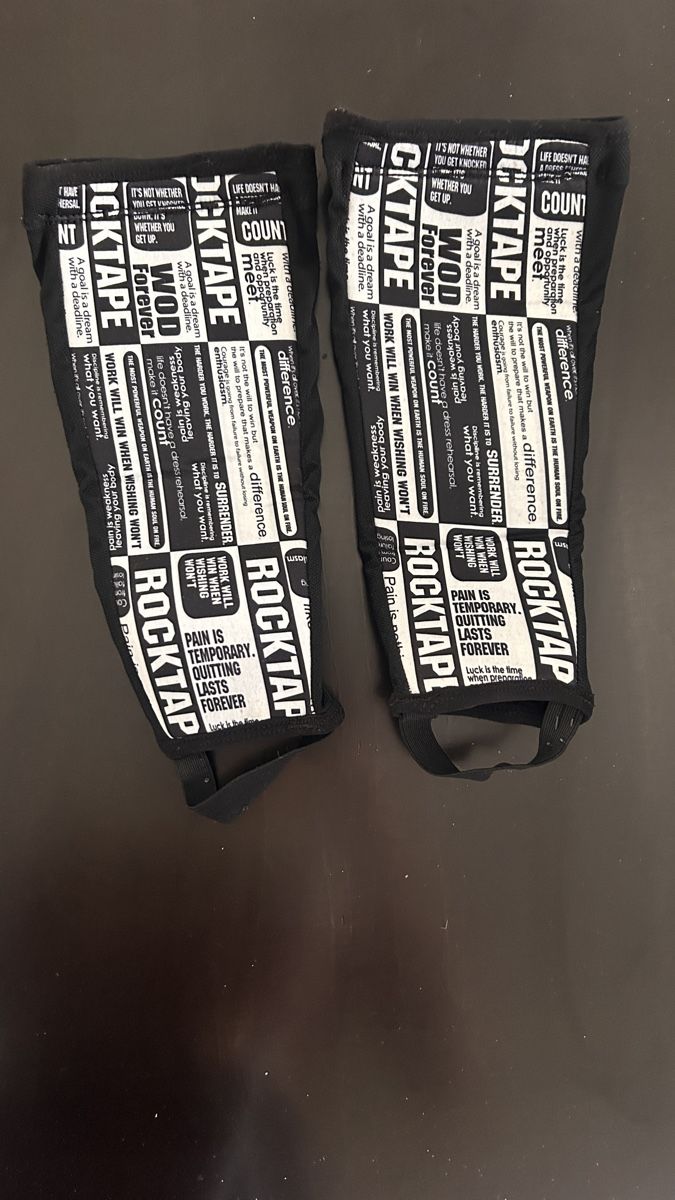Protezioni & Imbottiture: CrossFit, Rock Tape Schienbeinschoner – Usato da Zürich venduto da DeeDaaFee 1