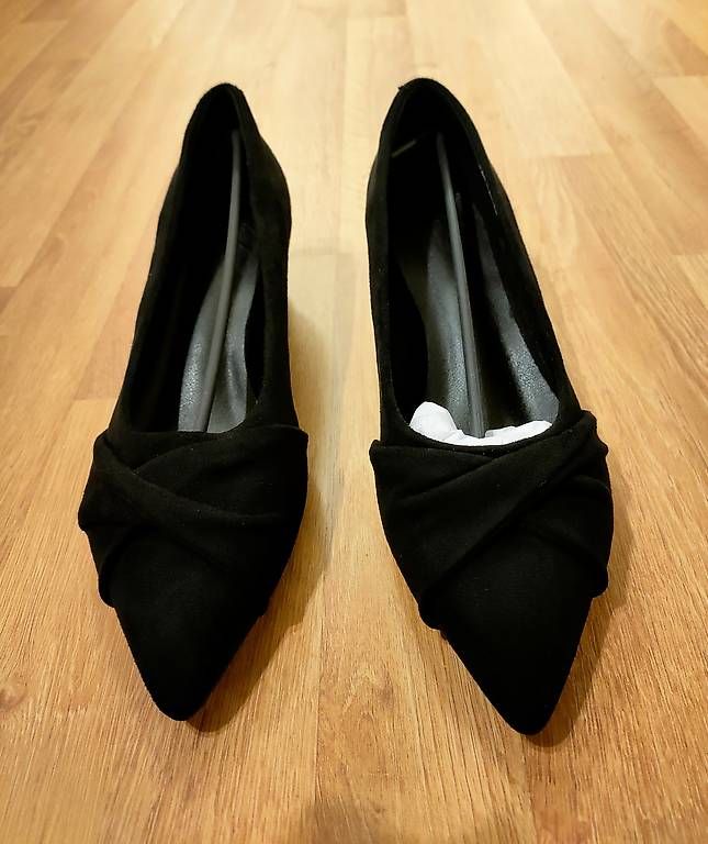 Chaussures femmes: Pumps schwarz – D'occasion à Chur par sin_7pcq 1