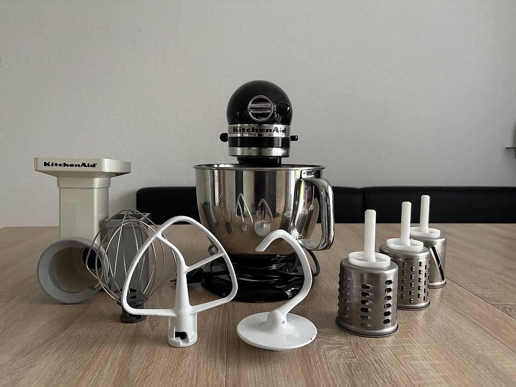 Elettrodomestici da cucina: KitchenAid ARTISAN  Black  – Usato da Embrach venduto da Lile2