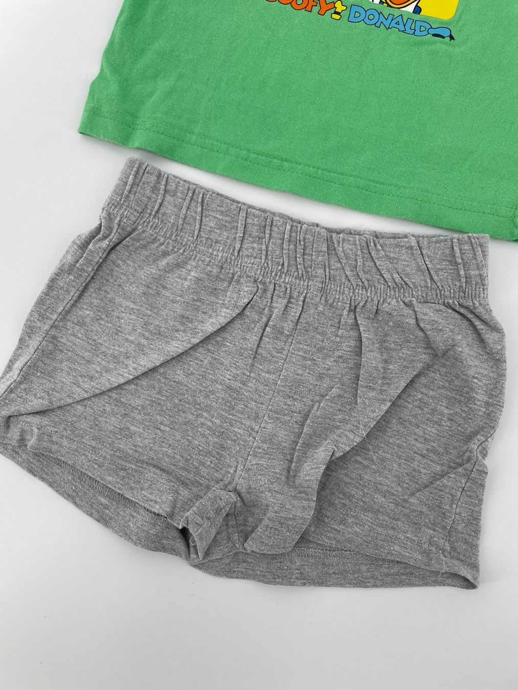 Disney Hemden, Tops & T-Shirts: Shirt mit Shorts Disney Gr. 74/80 – Gebraucht aus Auenstein von moin. 2