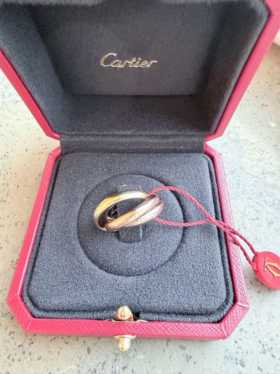 Anelli: Cartier Trinity ring, classic model, 5 diamonds – Nuovo (secondo la descrizione) da Coldrerio venduto da marigianni22 3