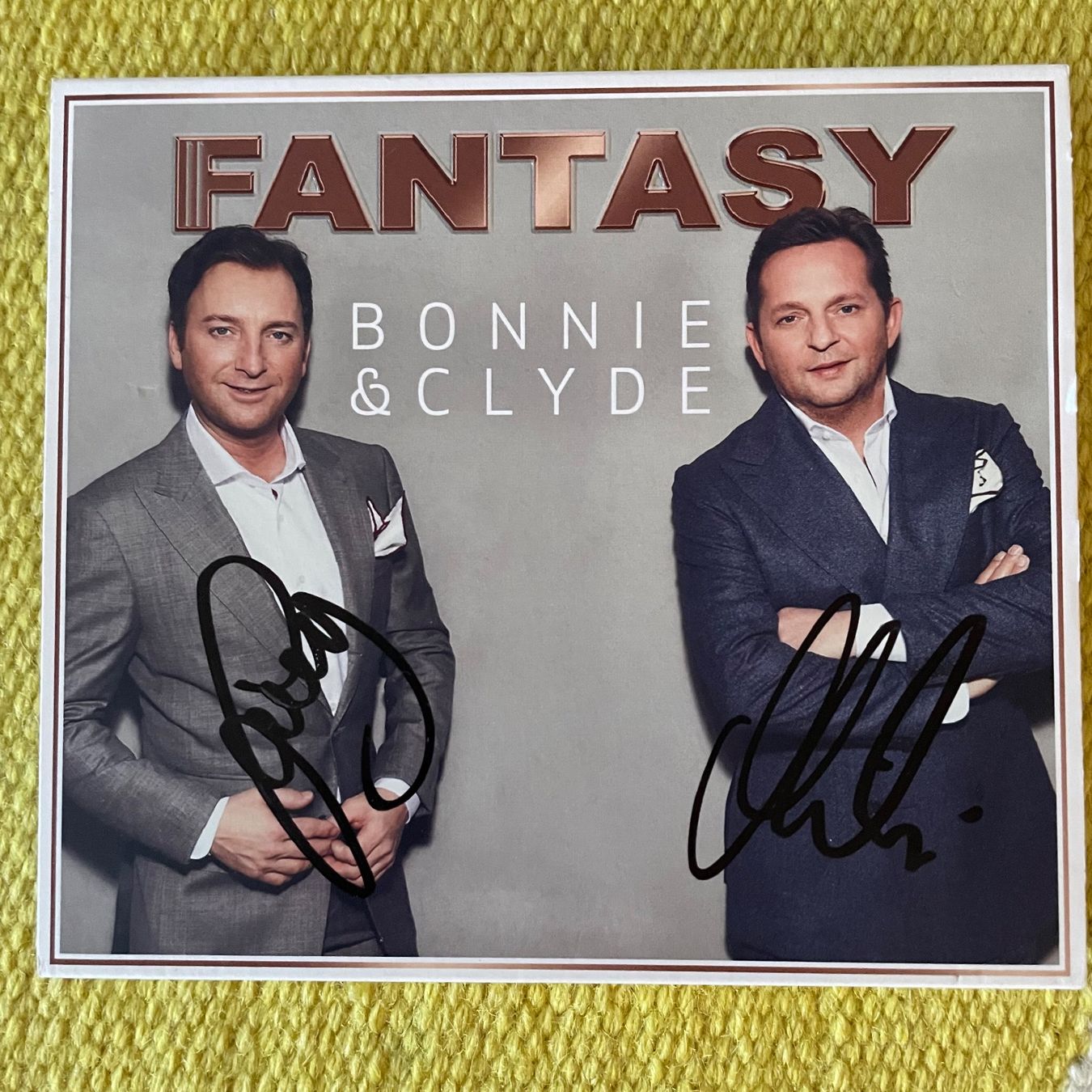 CD: FANTASY-MIT UNTERSCHRIFT BONNIE&CLYDE – Usato da Rorschacherberg venduto da CD-Roli
