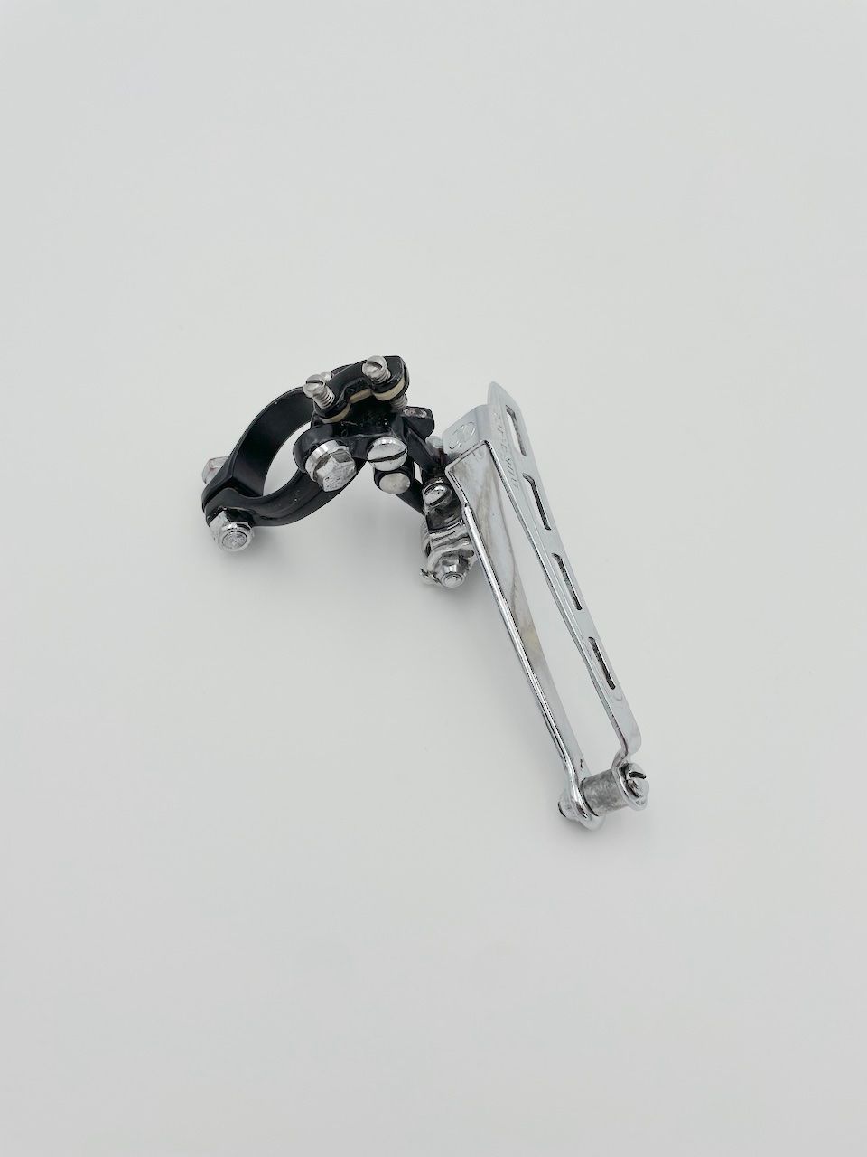Pezzi di ricambio: Dura Ace Umwerfer erste Generation in schwarz EA-100 – Usato da Solothurn venduto da VintageVelo81 3