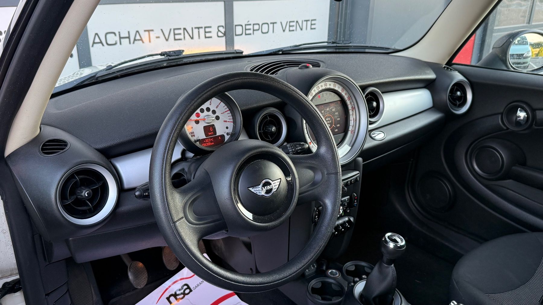 Mini Autos: Mini One 1.6 MFK 11/2025 – D'occasion à Lentigny par Driton29 7
