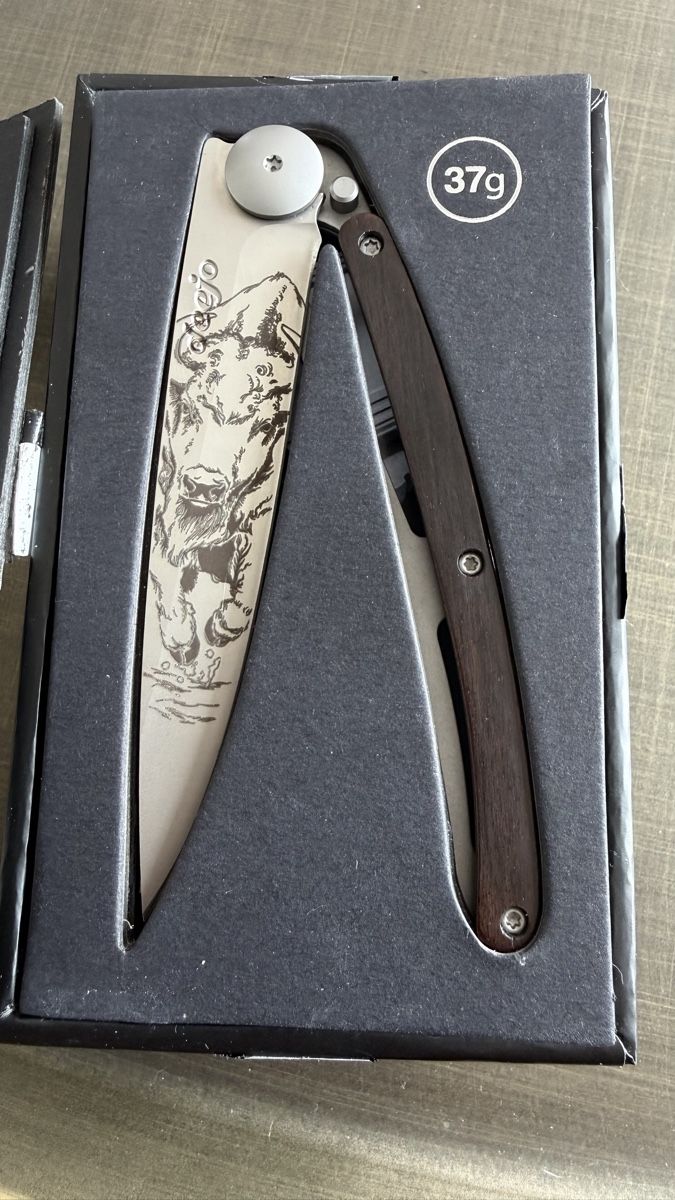 Deejo Taschenmesser: DEEJO 37G Ebenholz / Bison Klappmesser – Neu und originalverpackt aus Würenlingen von Tombola