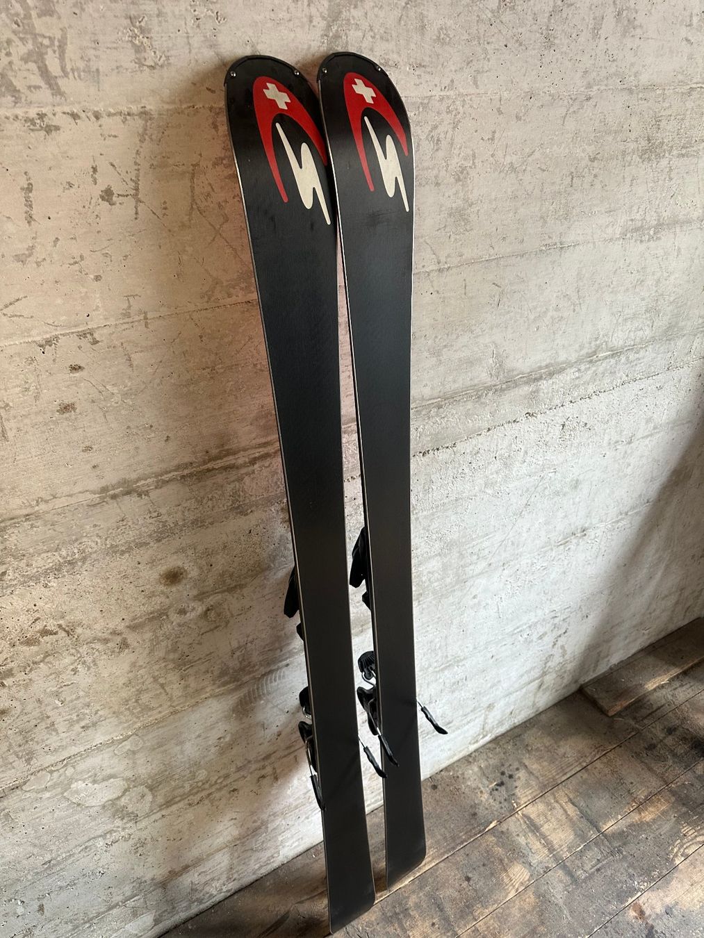 Stöckli Skis: Stöckli Spirit Ski 155CM – Gebraucht aus Emmenbrücke von karkarkar 5