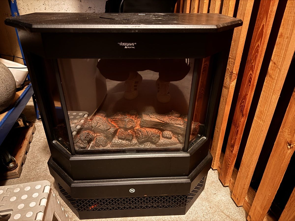 Cheminée: Elektrischer Kamin Voltomat Heating – Gebraucht aus Sevelen von tracy95 1