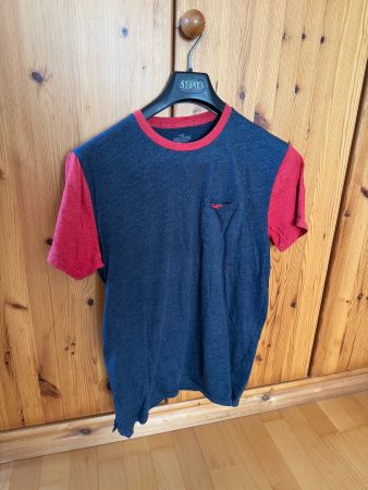 T-Shirt Hollister dunkelgrau rot mit Brusttasche Grösse M